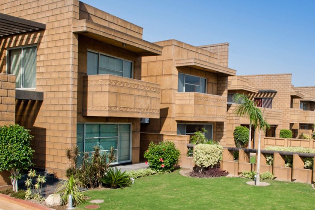 Bahria Medows House